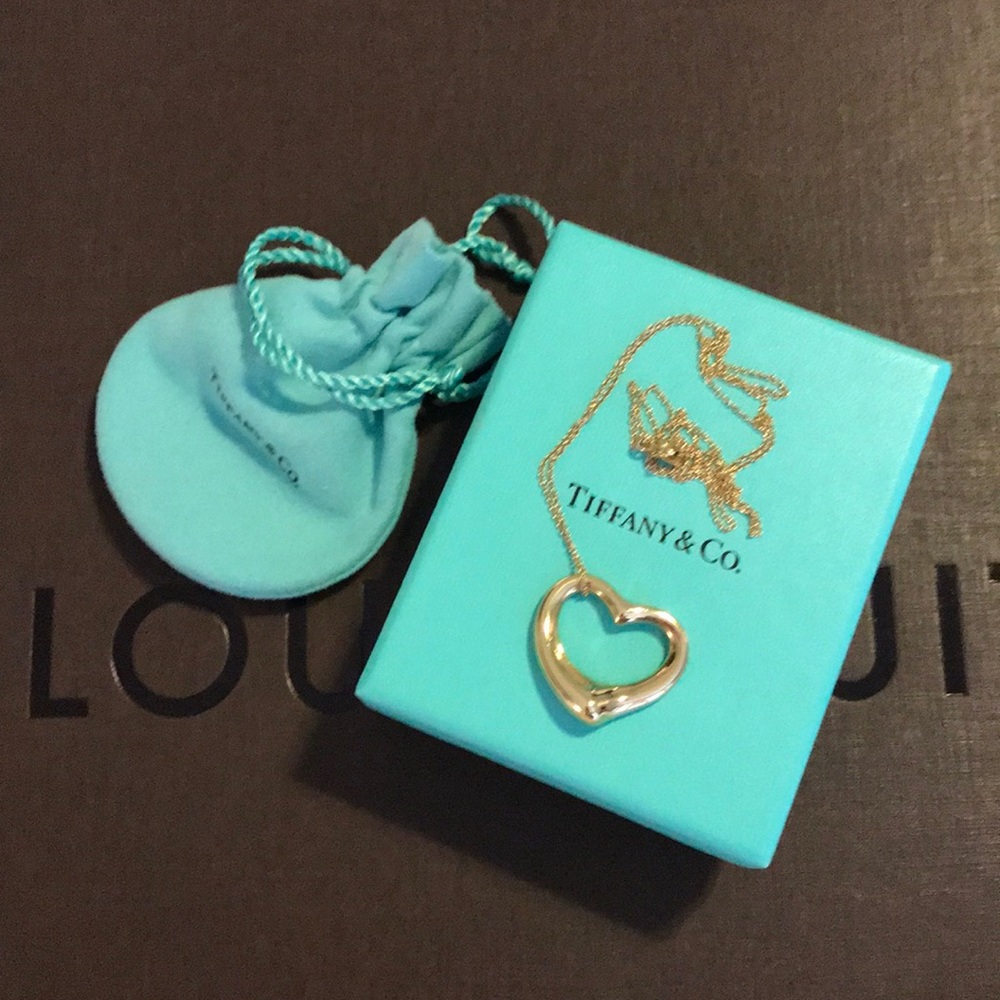 Tiffany & Co. Elsa Peretti 27mm Open Heart Neck.